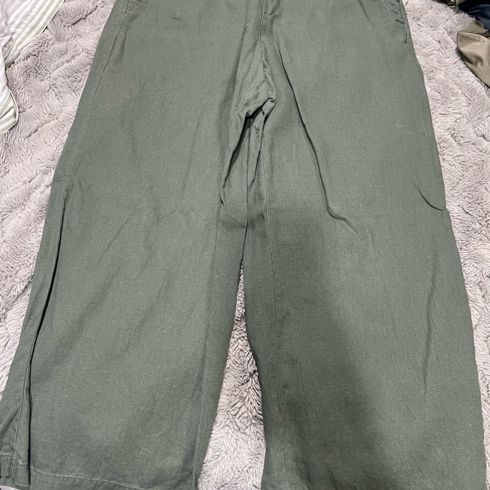 Women’s Wide-Leg pants